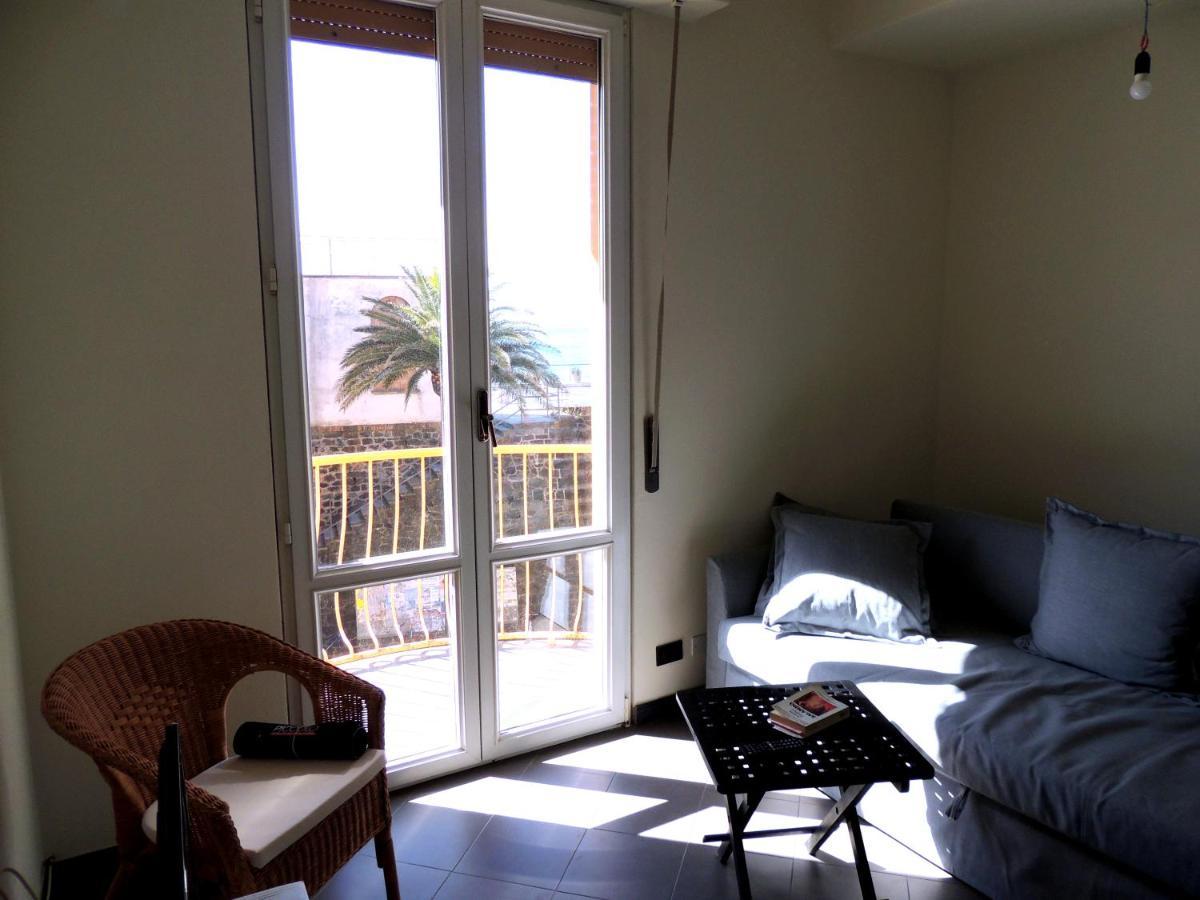 La Porta Delle 5 Terre Trilocali Apartment Бонасола Екстериор снимка