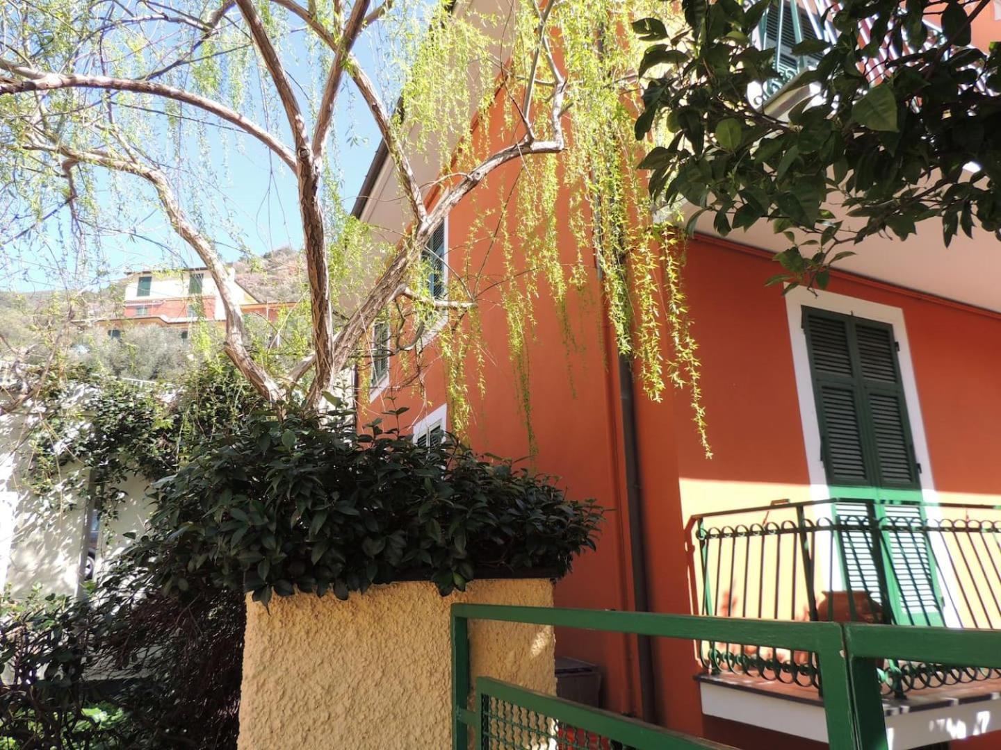 La Porta Delle 5 Terre Trilocali Apartment Бонасола Екстериор снимка